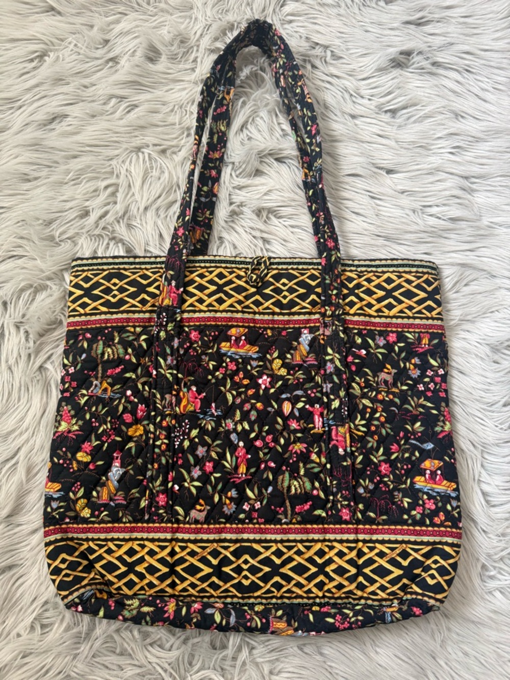 VERA BRADLEY Ming Button Tote
